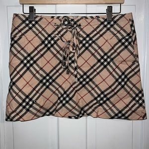 Vintage Burberry London Linen Skirt - size 6 - Excellent Condition!